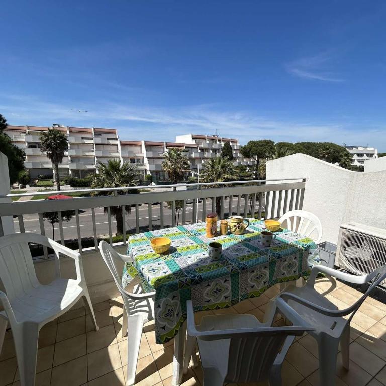 Appartement 2 pièces avec climatisation, 2 terrasses et accès direct au port - Le Grau-du-Roi - FR-1-250-96 - Appartamento (4 Adulti) - 1