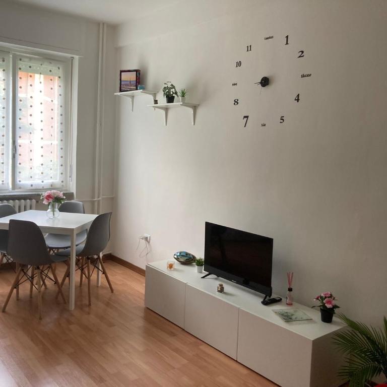 Va Bin Parej - Intero appartamento - Allianz Arena Juventus Stadium & Reggia di Venaria - Appartamento con 1 Camera da Letto e Balcone - 6