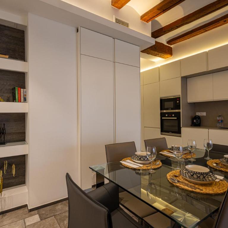 FLORIT FLATS - CENTER MODERN 1BR 2Bth TERRACE WI-FI AC - Apartment - 22