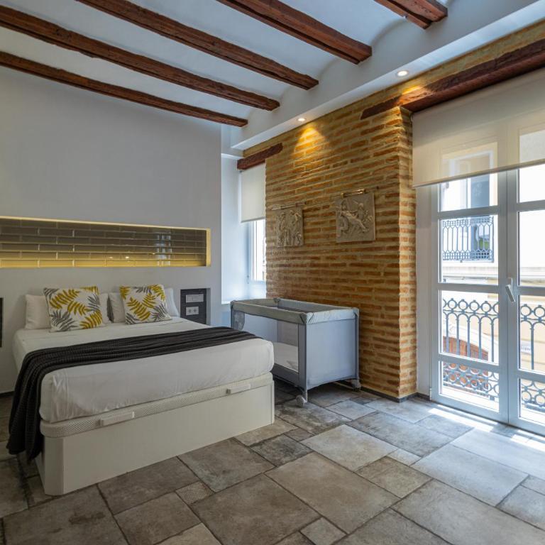 FLORIT FLATS - CENTER MODERN 1BR 2Bth TERRACE WI-FI AC - Apartment - 23
