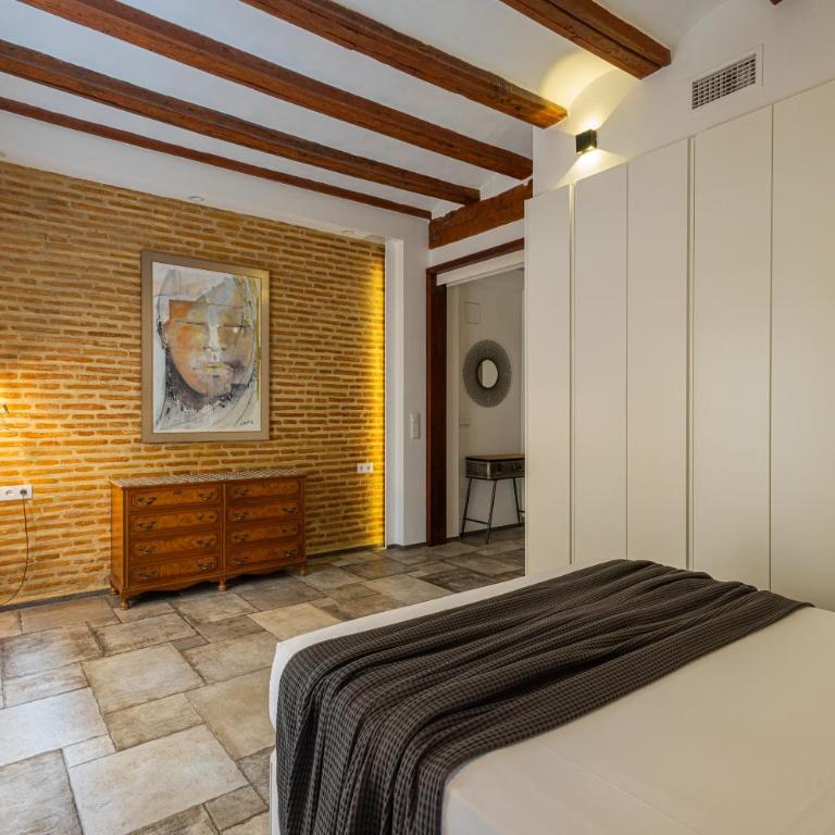 FLORIT FLATS - CENTER MODERN 1BR 2Bth TERRACE WI-FI AC - Apartment - 40