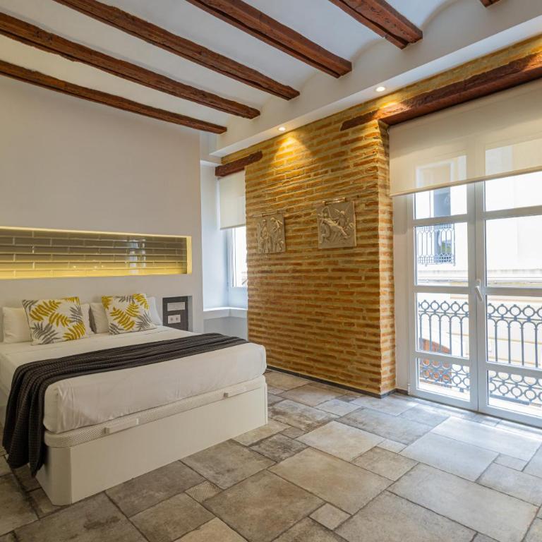 FLORIT FLATS - CENTER MODERN 1BR 2Bth TERRACE WI-FI AC - Apartment - 1