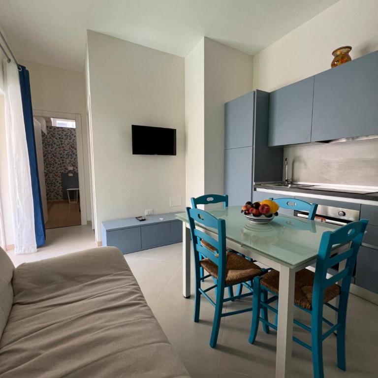 BURMARIA APARTMENT and ROOM with garden and jacuzzi - One-Bedroom Apartment - 9