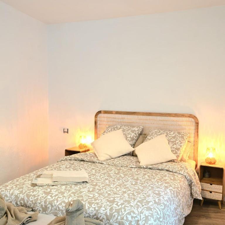 The Seaside Serenity - Air-Conditioned Bay-View Apartment with Terrace, Heart of Villefranche Old Town - Appartement 2 Chambres - 23