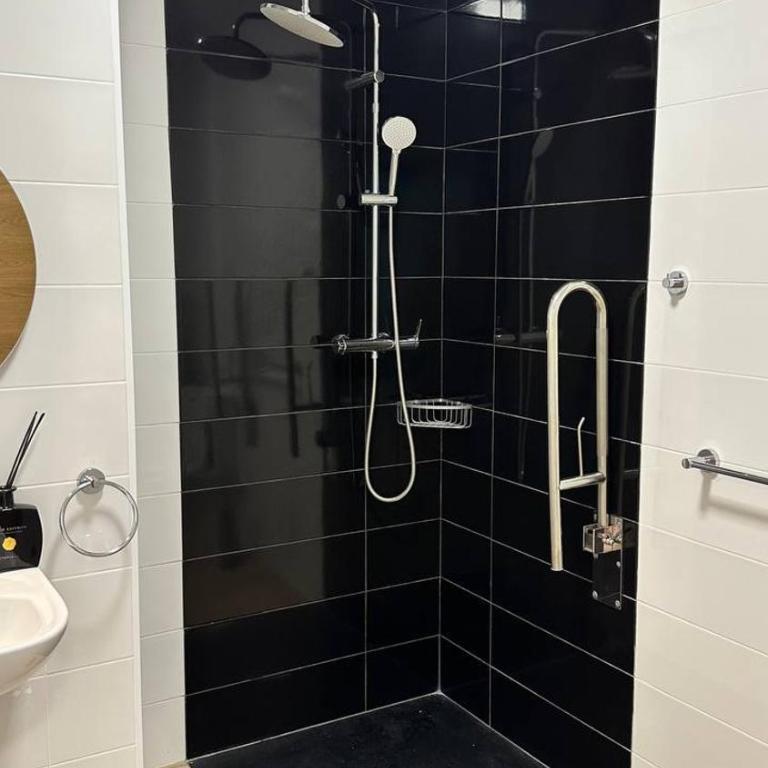 Pensión Alicante Bergez - Double Room - Disability Access - 2