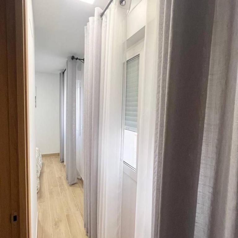 Pensión Alicante Bergez - Small Double Room - 3