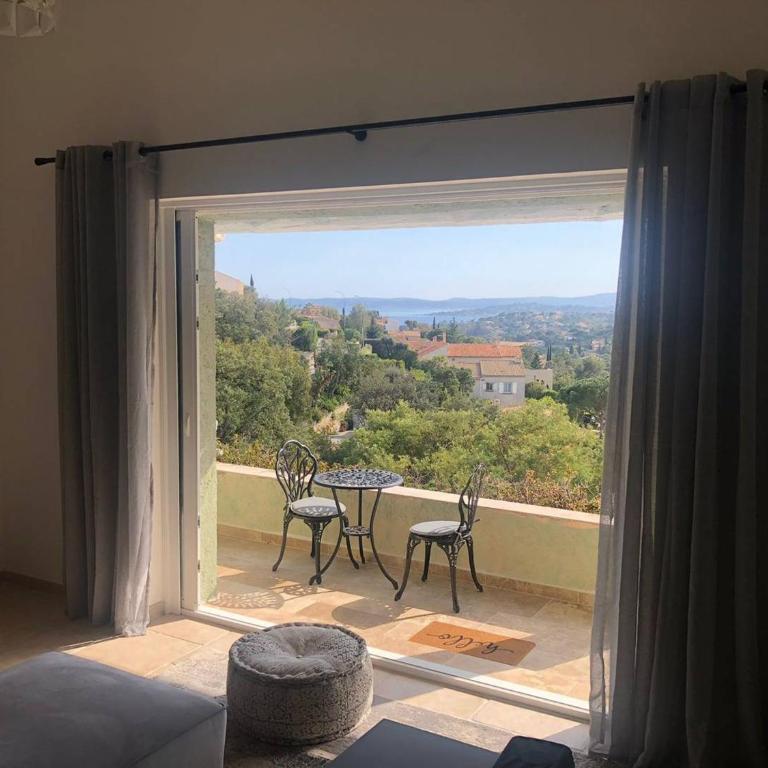 Villa moderne 6 CH pour 12 avec piscine privée, clim et parking aux Issambres - FR-1-768-24 - Villa - 12