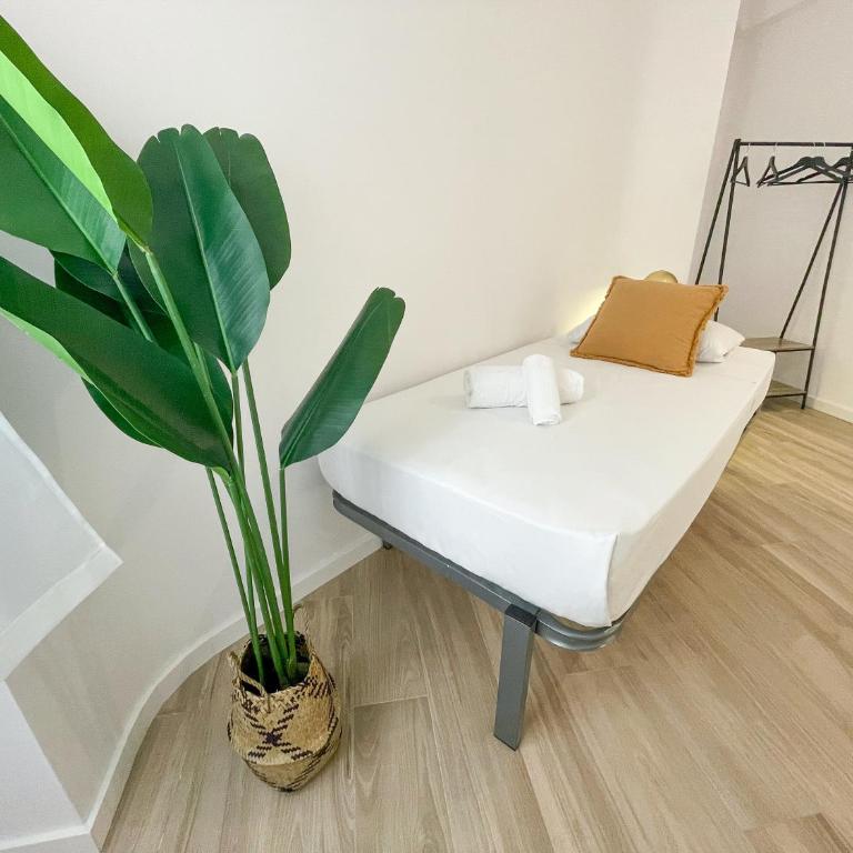 Apartamentos Zaragoza Gran Vía 3000 - Three-Bedroom Standard Apartment - 18