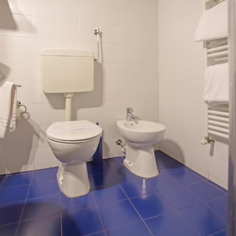 Veronetta House - Deluxe Double or Twin Room with Private Balcony - 26