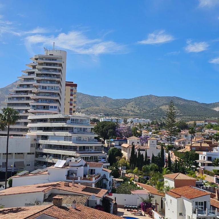 Beach Santa Ana, pool, 2 free parking, WiFi, 3 bedrooms, for 6-7 people, large terrace with Sea view - Three-Bedroom Apartment - 6