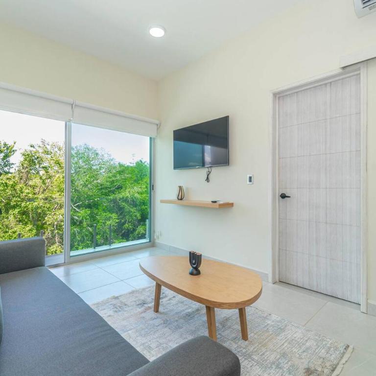 2 BD Suite with Balcony, Gym, Rooftop Pool, Hot Tub - Appartement - 26