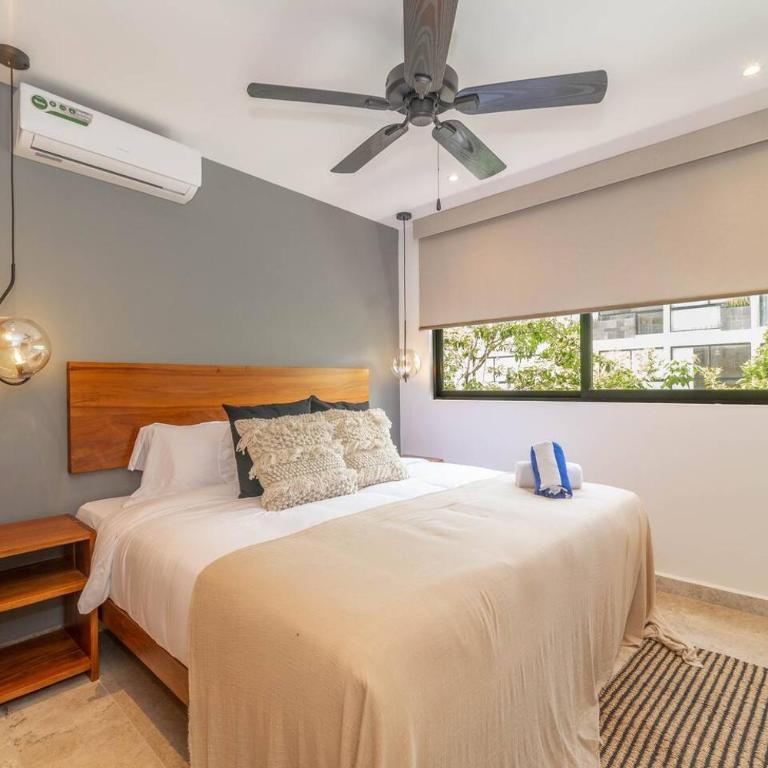 2 BD Suite with Private Balcony, Pool View, Gym - Apartment - 3