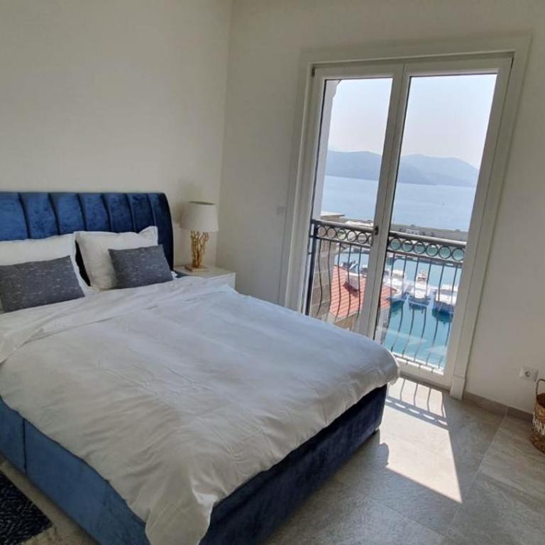 Waterfront Three Bedroom Apartment - Lustica Marina Village - Three-Bedroom Apartment - 6