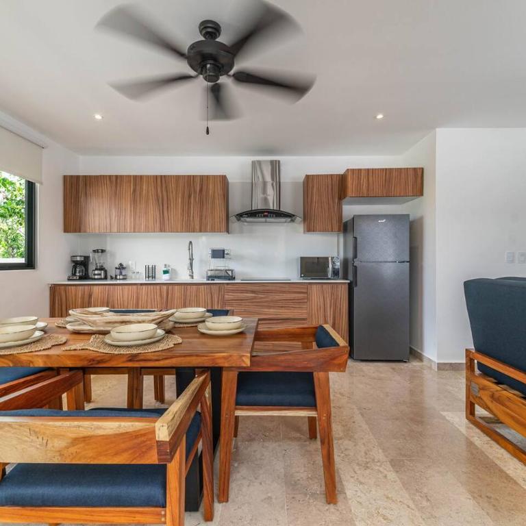 2 BD Suite with Private Balcony, Rooftop Pool, Gym - Apartment - 4