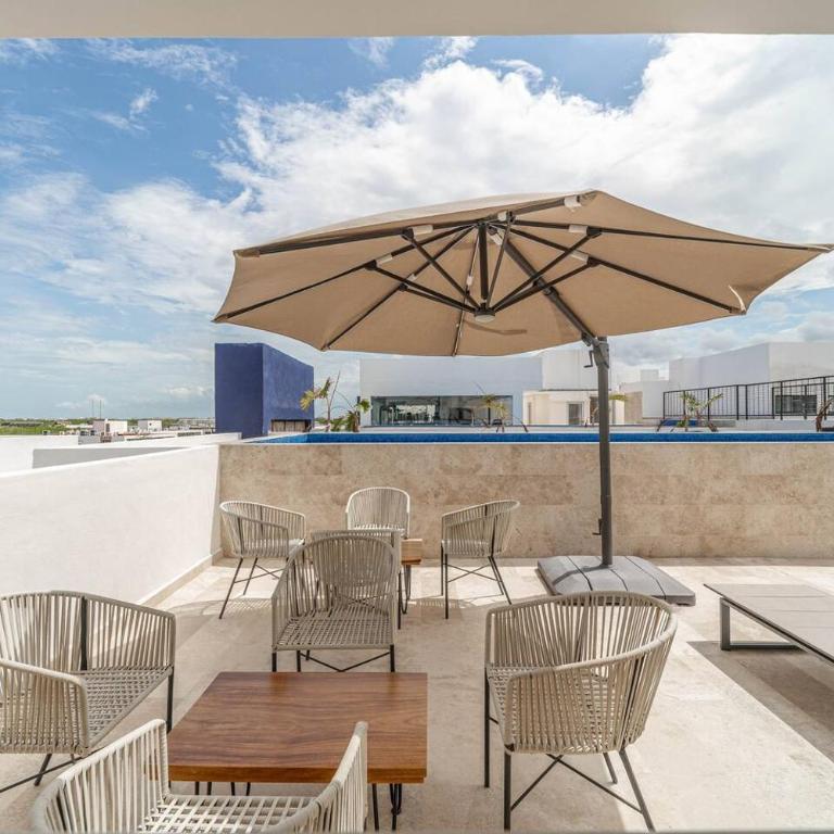 2 BD Suite with Private Balcony, Rooftop Pool, Gym - Apartment - 33