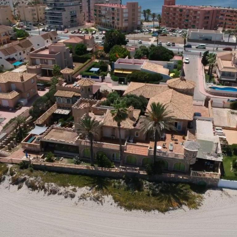 El Castillo de La Manga - Apartamento de 2 dormitorios con terraza y vistas al mar - 1