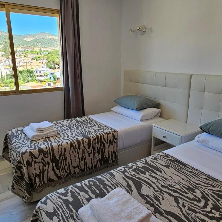 Beach Santa Ana, pool, 2 free parking, WiFi, 3 bedrooms, for 6-7 people, large terrace with Sea view - Three-Bedroom Apartment - 22