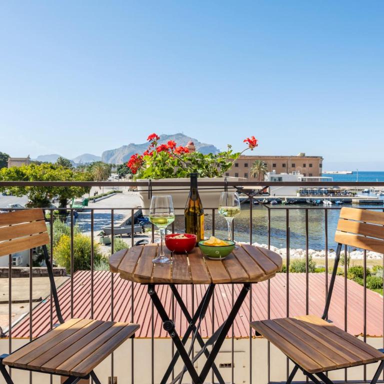 Old Port Luxury Apartments - Appartamento con 1 Camera da Letto e Vista Mare - 4
