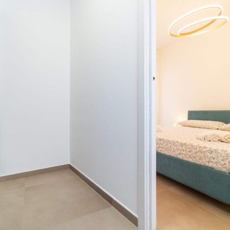 GuestHost - Dimora dei Consoli Apartments - Two-Bedroom Deluxe Apartment - 11