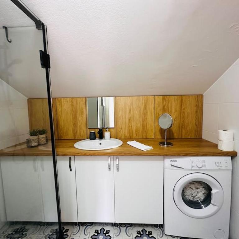 Charming Aparment in the Heart of Kotor Old Town - Apartman sa 1 Spavaćom Sobom - 3