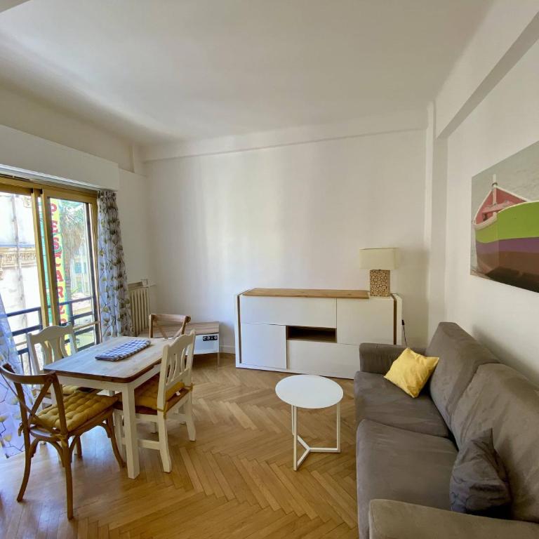 Nice Hypercentre- Joli 2Pièces - Appartement 1 Chambre - 5