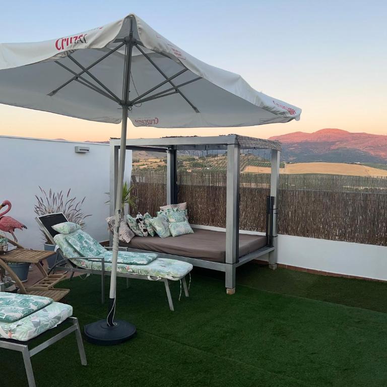 ÁTICO RILQUE, Apartamentos Independientes con Jacuzzi Privado y Terraza en Ronda - Apartamento Deluxe - 16