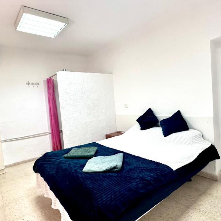 Las habitaciones en Alicante - Deluxe Double Room with Shower - 10