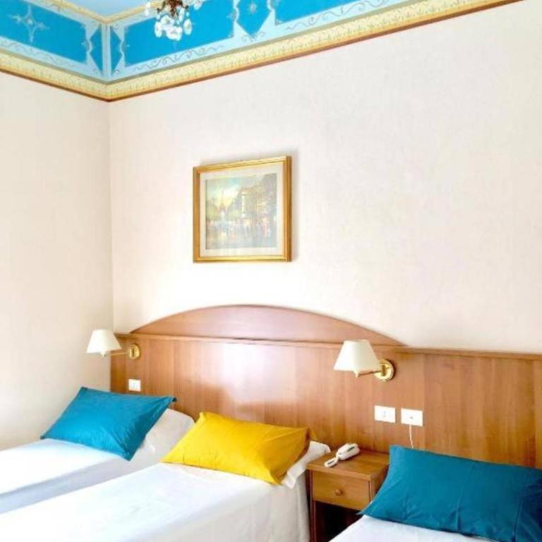 NAHID ACCOMMODATION - Camera Tripla Comfort - 11
