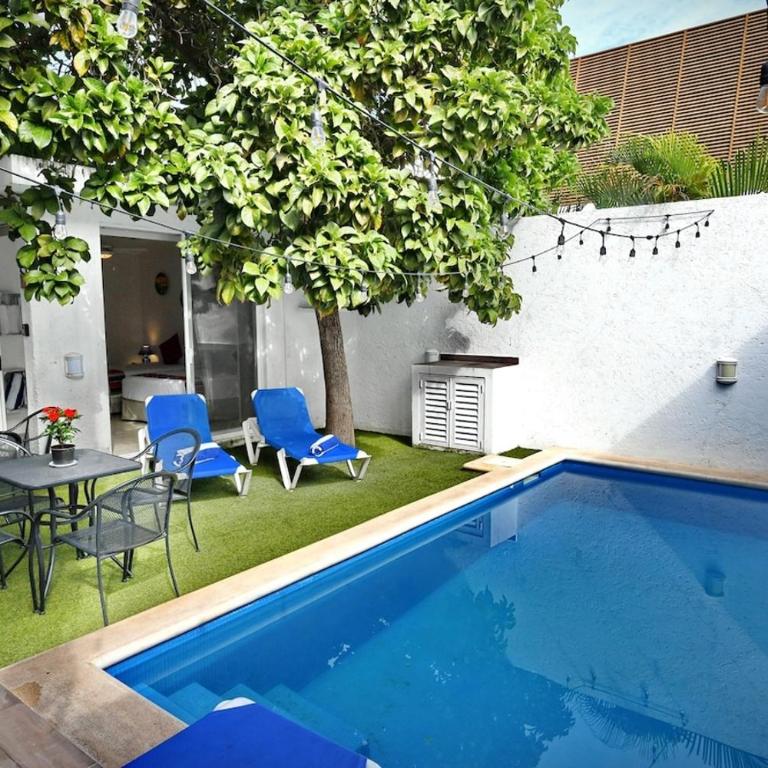 5 Bdr-ensuite Bathrooms-private Pool-golf-comfort - Five-Bedroom House - 1