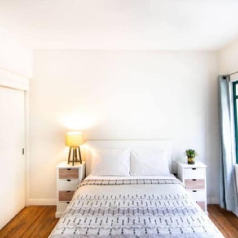 Zócalo Heart WiFi Smart TV Central Location - Single Room - 4