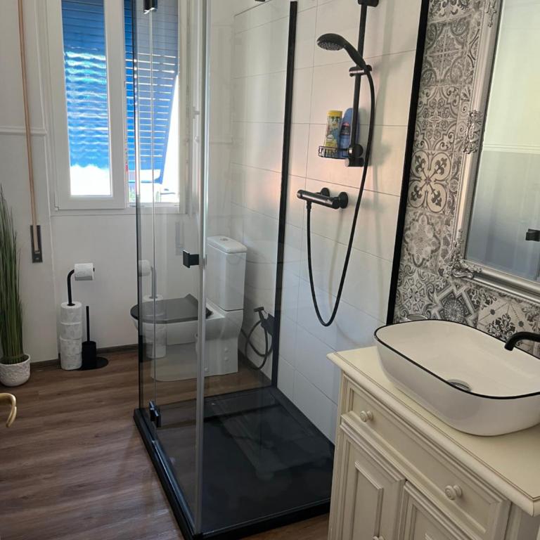 La casa nostra - Appartamento Superior con 1 Camera da Letto e Balcone - 15