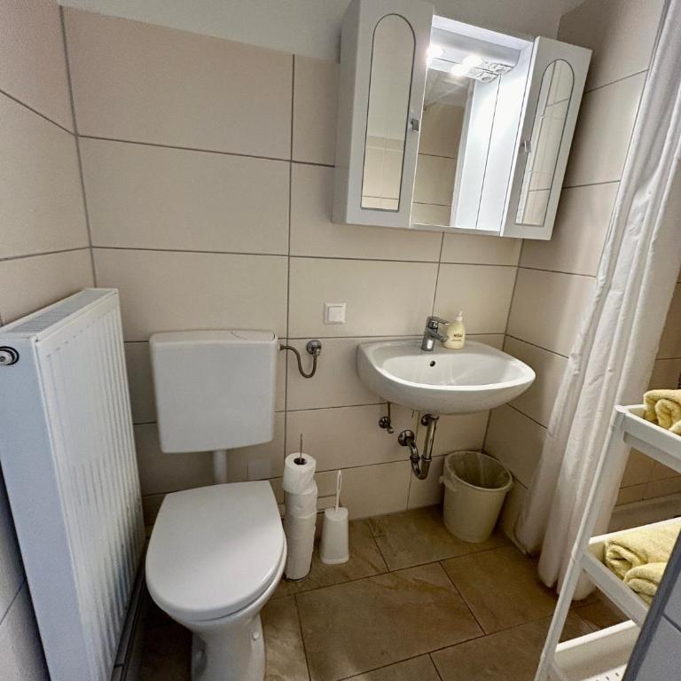 Strandhotel Prinz - Doppelzimmer mit Seeblick - 8