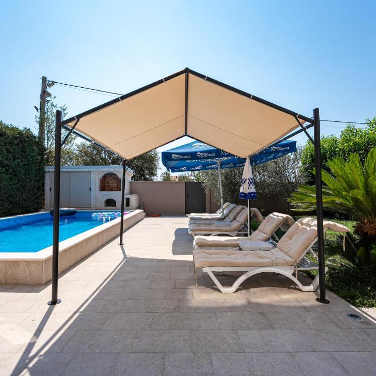 Luxury Villa Boričić - Vila - 21