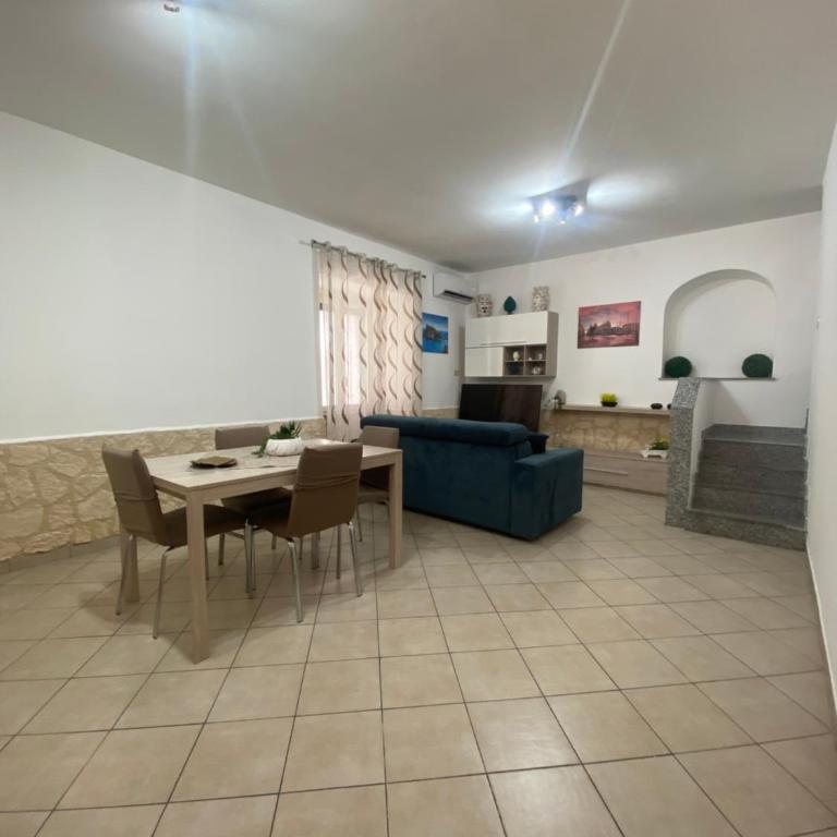 La Casa di Noah - Two-Bedroom House - 23