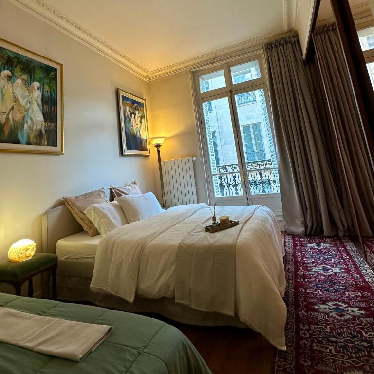 Champs Elysée Prestige Apartment - Two-Bedroom Apartment - 15