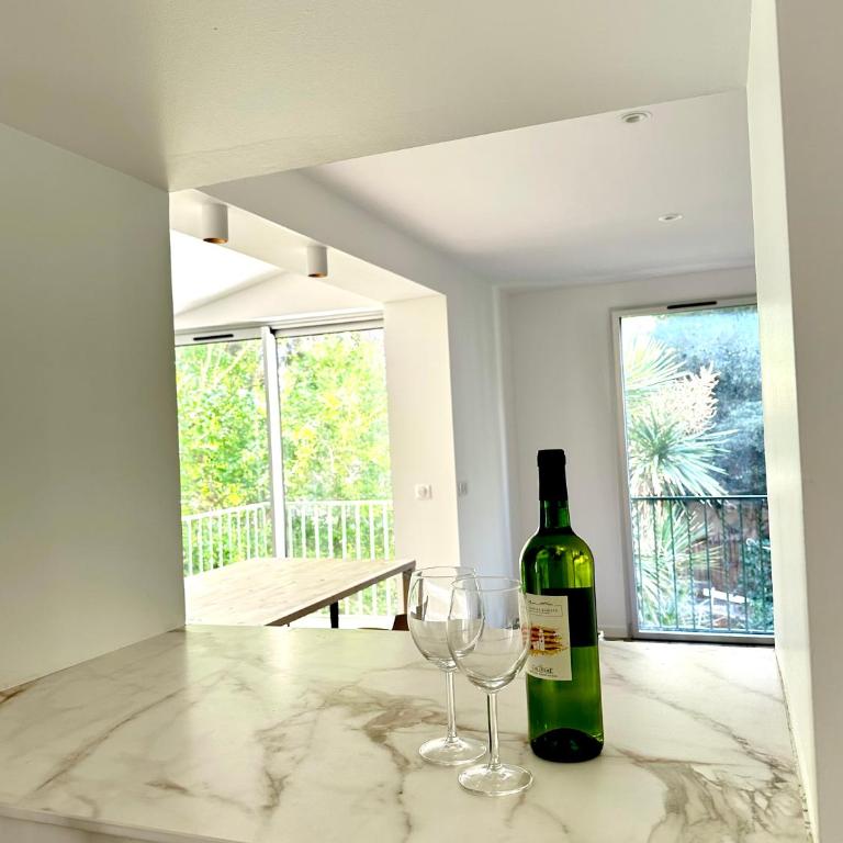 Appartement avec jardin privé à 2min de la plage - Two-Bedroom Apartment - 10