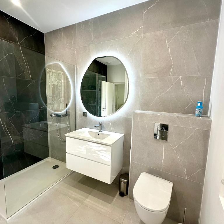 Appartement avec jardin privé à 2min de la plage - Two-Bedroom Apartment - 13