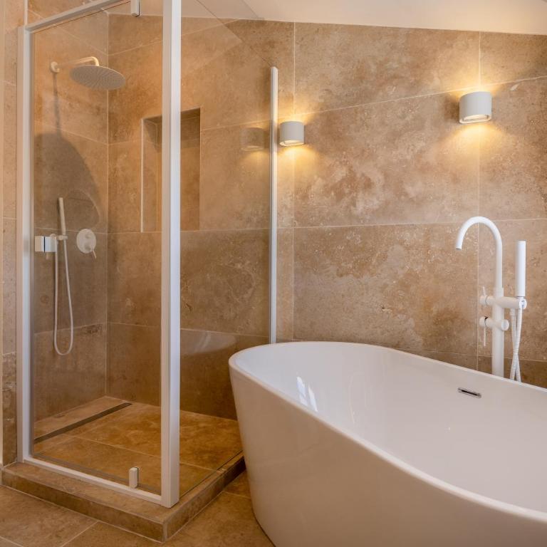 Villa Spa Arborée Hyper Centre - Villa 3 Chambres - 4