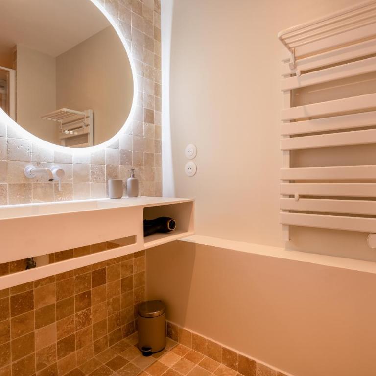 Villa Spa Arborée Hyper Centre - Villa 3 Chambres - 57