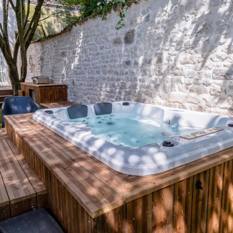 Villa Spa Arborée Hyper Centre - Villa 3 Chambres - 68