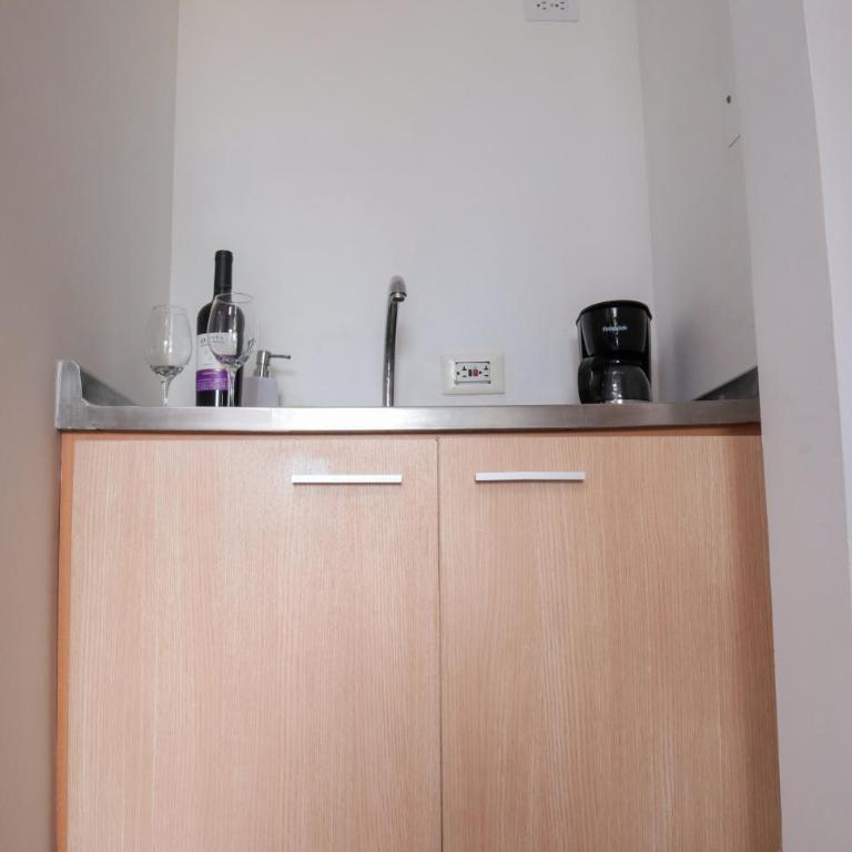 Manila Apartaestudios - Apartamento con vistas y balcón - 12