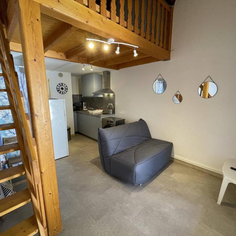Pavillon climatisé avec mezzanine, 4 couchages, proche plage et commerces, parking privé, St-Cyprien - FR-1-106-105 - Villa - 6