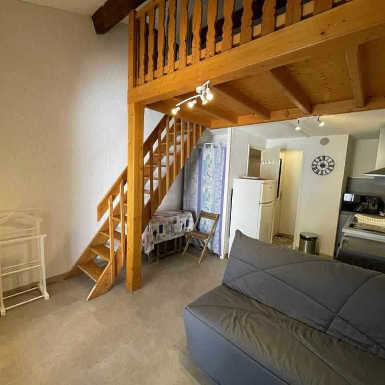 Pavillon climatisé avec mezzanine, 4 couchages, proche plage et commerces, parking privé, St-Cyprien - FR-1-106-105 - Villa - 8