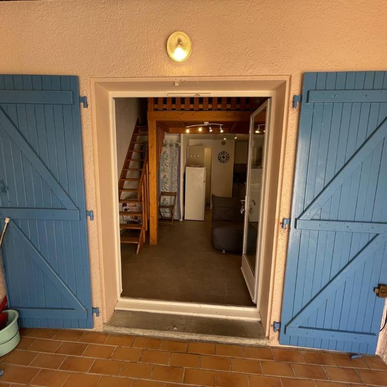 Pavillon climatisé avec mezzanine, 4 couchages, proche plage et commerces, parking privé, St-Cyprien - FR-1-106-105 - Villa - 16