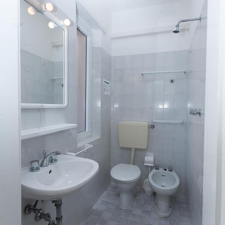 Hotel Amalfi & Dépendance - Camera Matrimoniale/Doppia con Letti Singoli con Balcone - 34