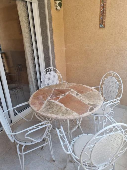 Apartments by the sea with a terrace - Two-Bedroom Apartment - 13