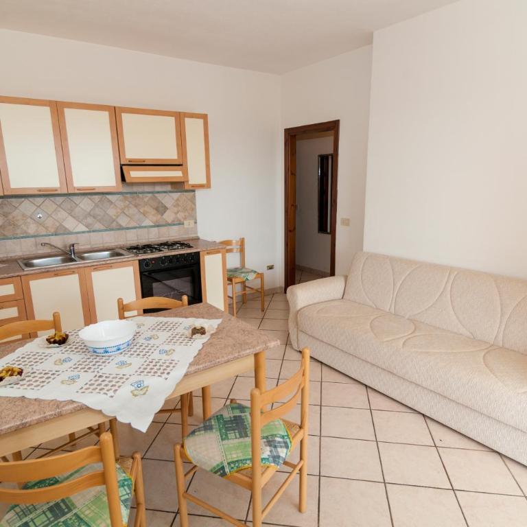 Budoni Case Vacanze - Appartamento con 2 Camere da Letto e Vista Mare - 4