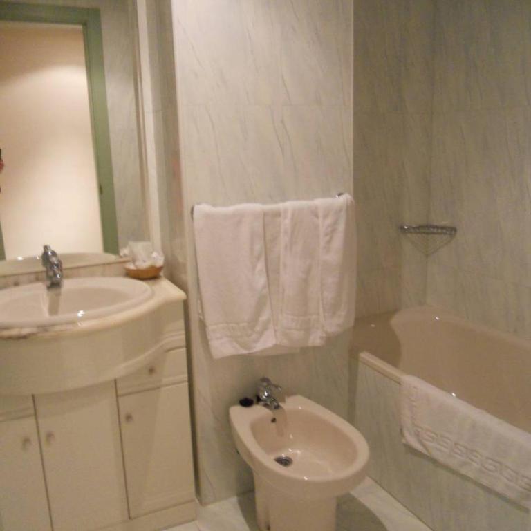 Apartamentos Nerja Bahia - Apartamento de 2 dormitorios con vistas al mar - 4