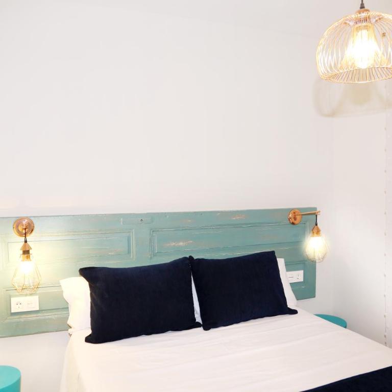 MAGNIFICO PISO FRENTE AL CASCO VIEJO DE BILBAO - Three-Bedroom Apartment - 21