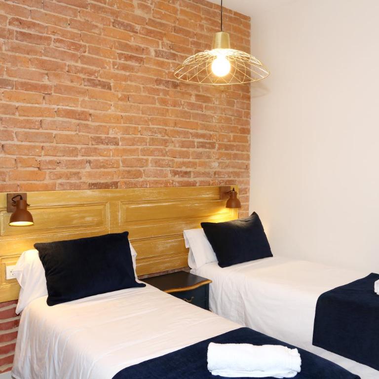 MAGNIFICO PISO FRENTE AL CASCO VIEJO DE BILBAO - Three-Bedroom Apartment - 48